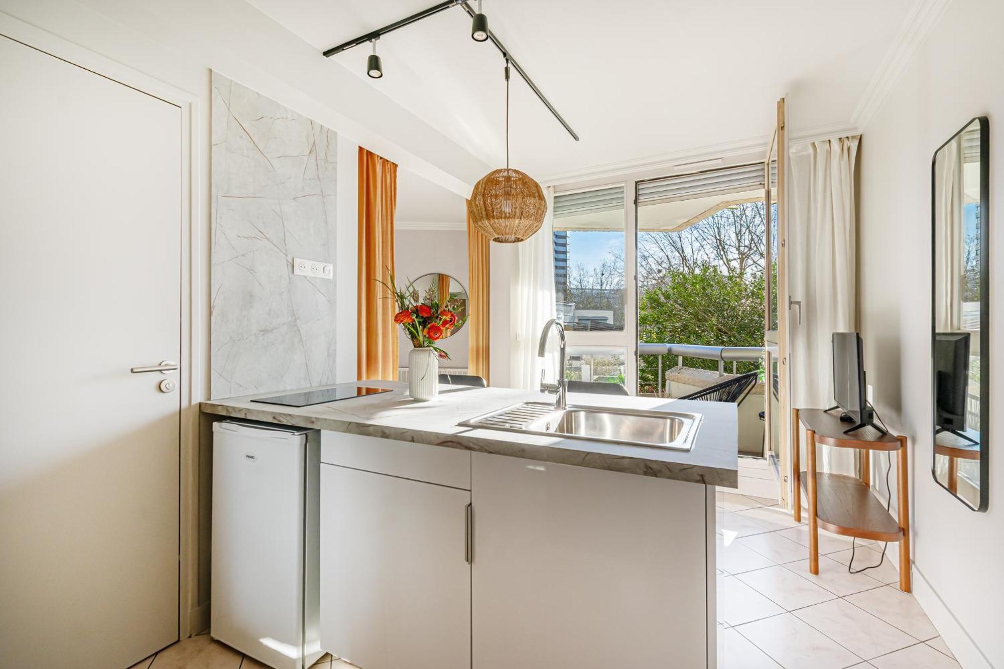 The Lake Aurora Suite - Duke Housing Creteil Bagian luar foto