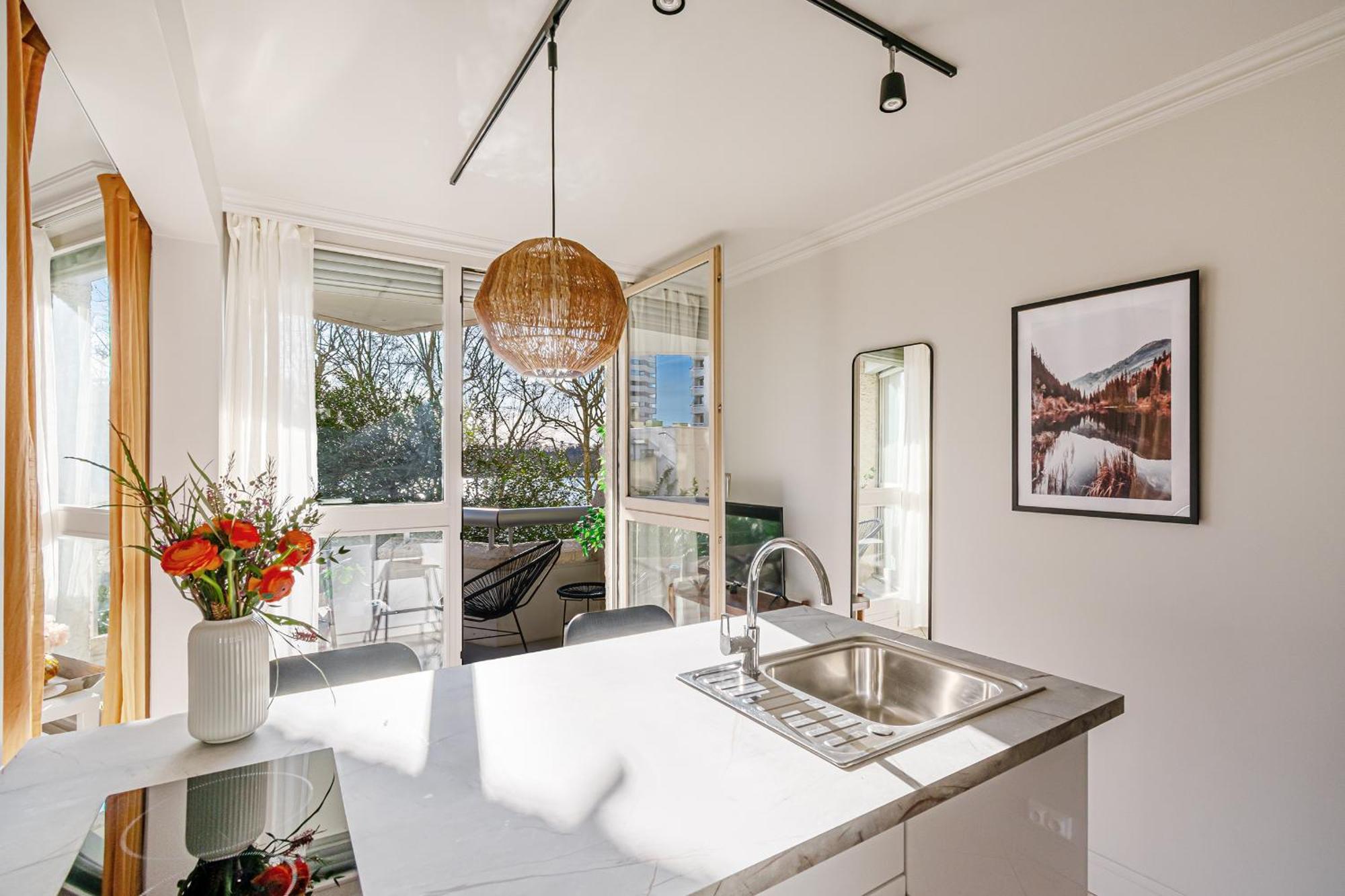 The Lake Aurora Suite - Duke Housing Creteil Bagian luar foto